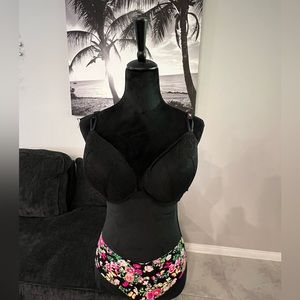 VICTORIA’S SECRET ~ MATCHING PUSH-UP BRA & PANTY SET ~~ 36DDD / L